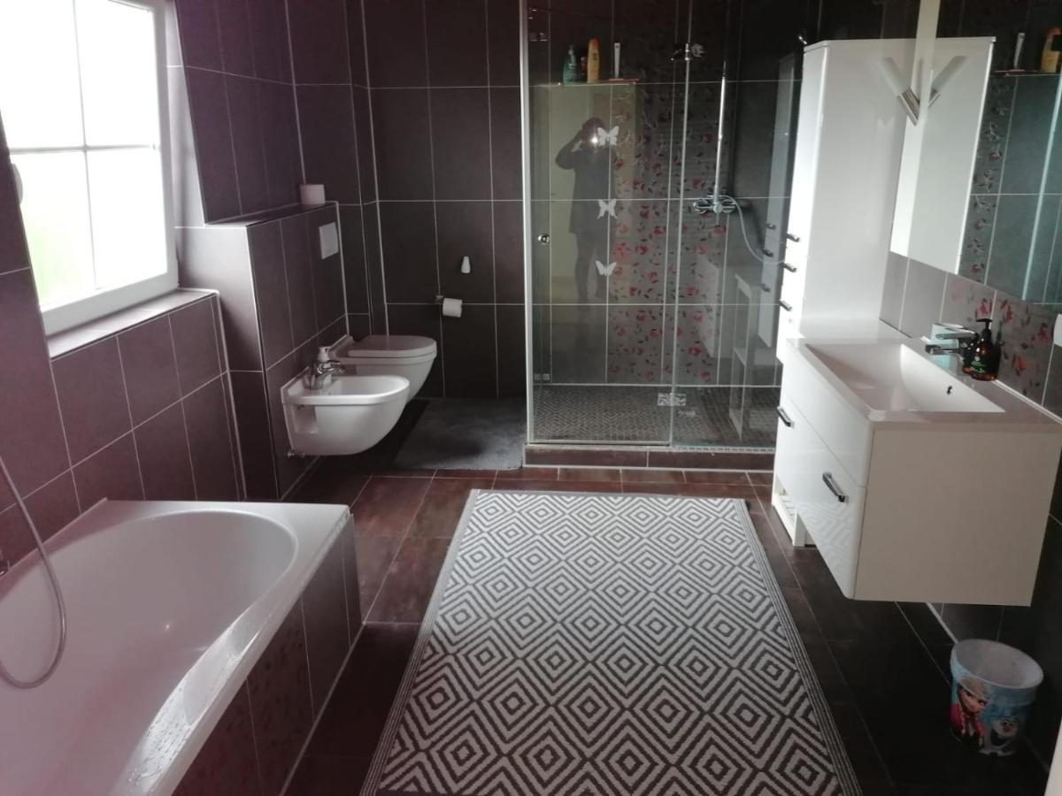 Apartment Grosses 4 Naehe Messe *